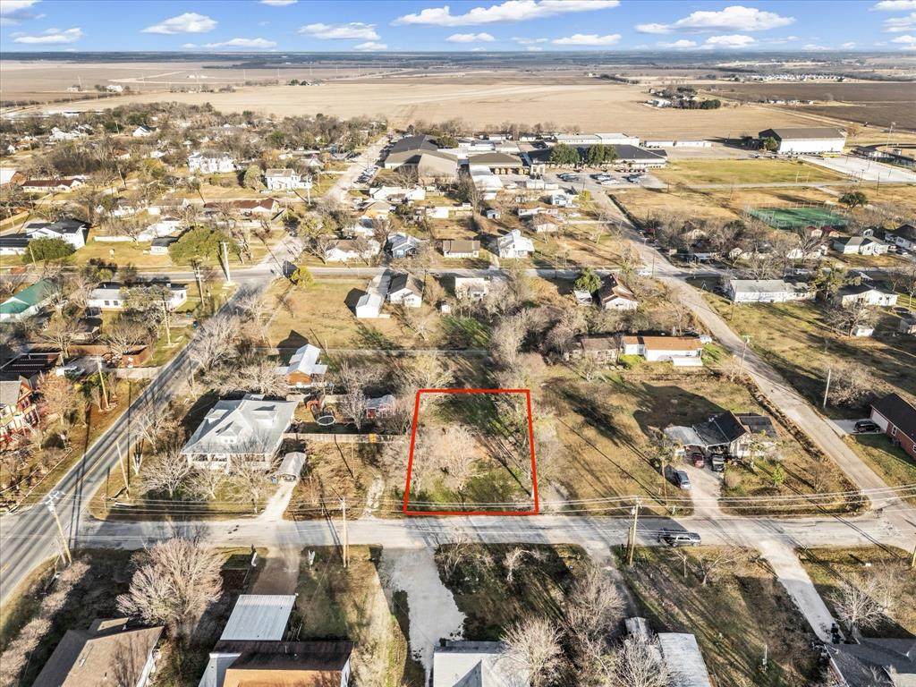 605 Adams Street - Photo 1