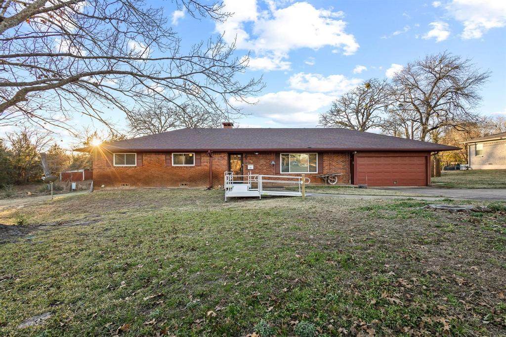 1701 Lillis Lane - Photo 1