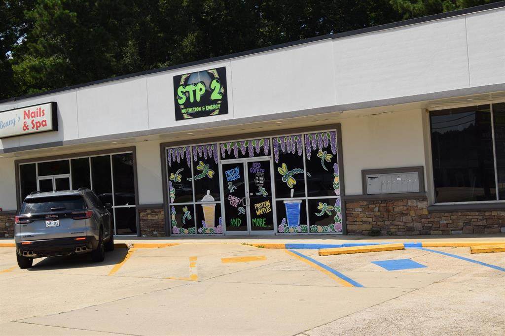 211 Madlo Lane - Photo 1