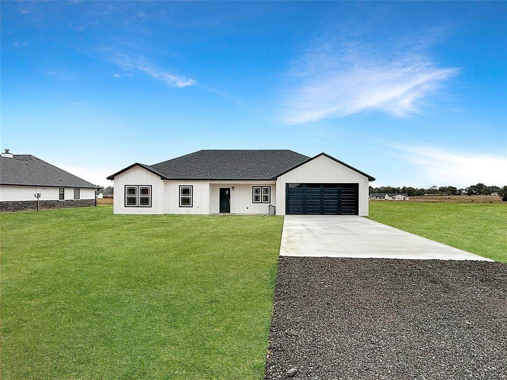 6472 Old Clarksville Road - Photo 1