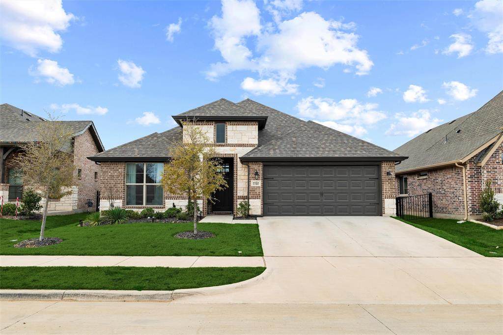 7737 Oakmeade Street - Photo 1