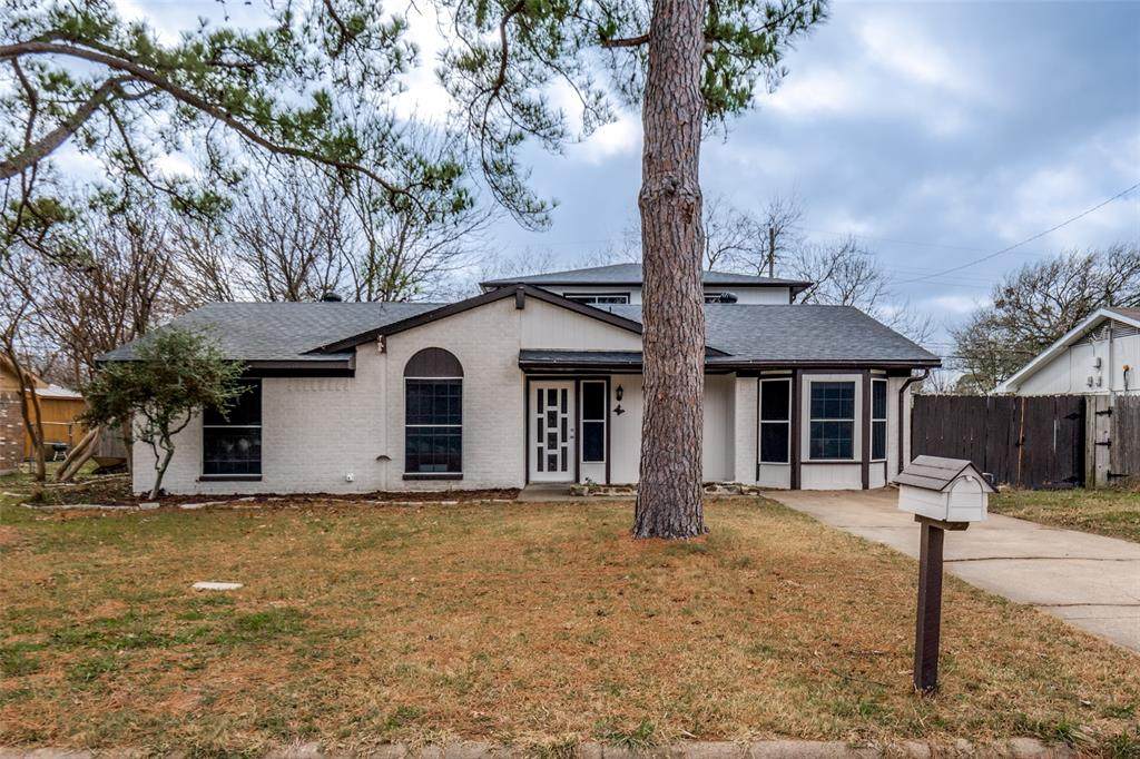 861 Betty Drive - Photo 1