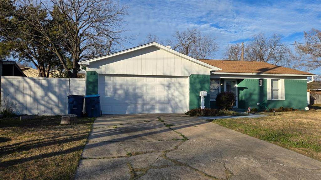 505 Storrs Street - Photo 1