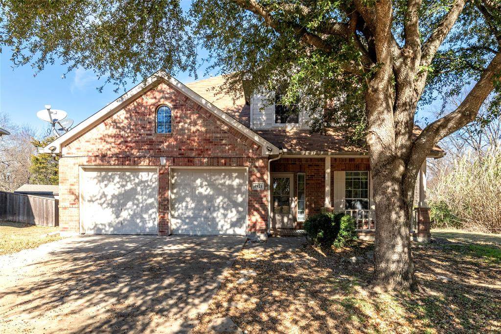4921 Kingfisher Lane - Photo 1
