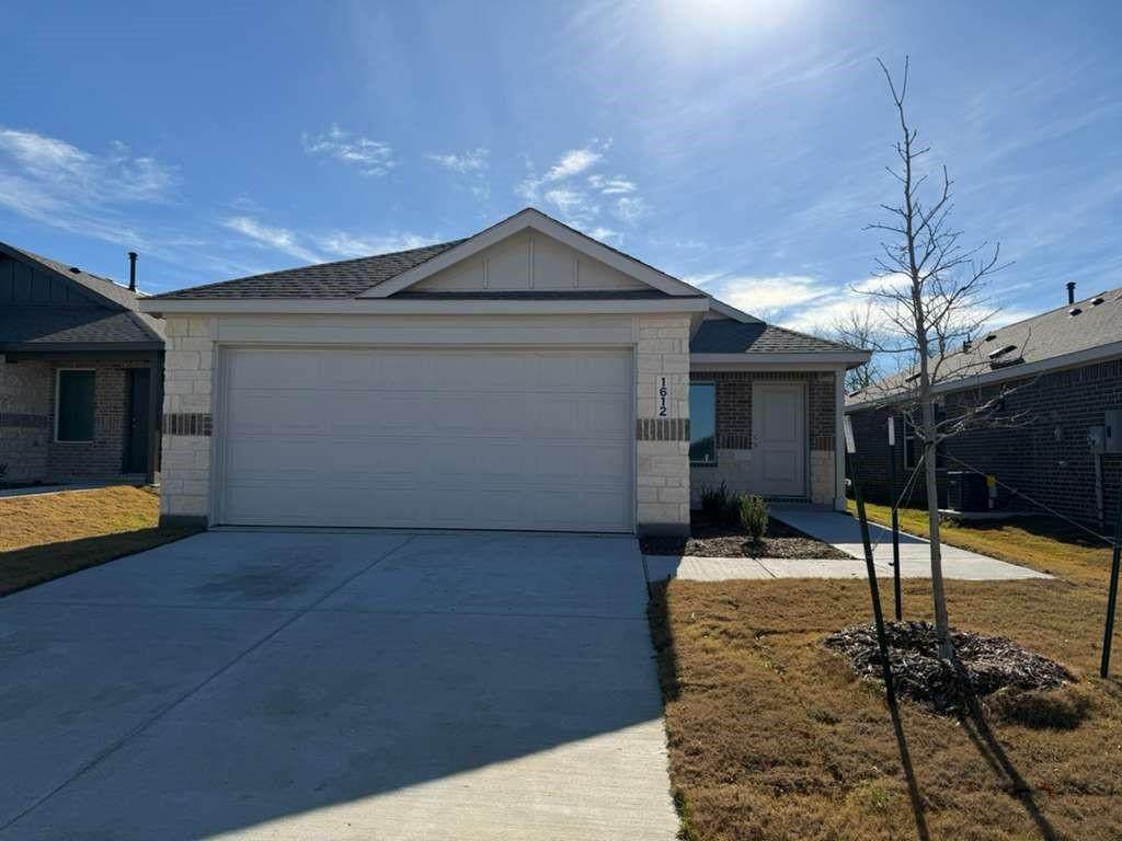 1612 Elliott Road - Photo 1