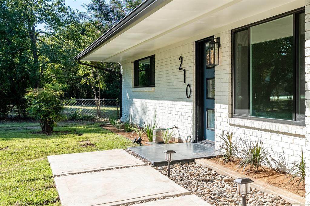 210 Davis Road - Photo 1