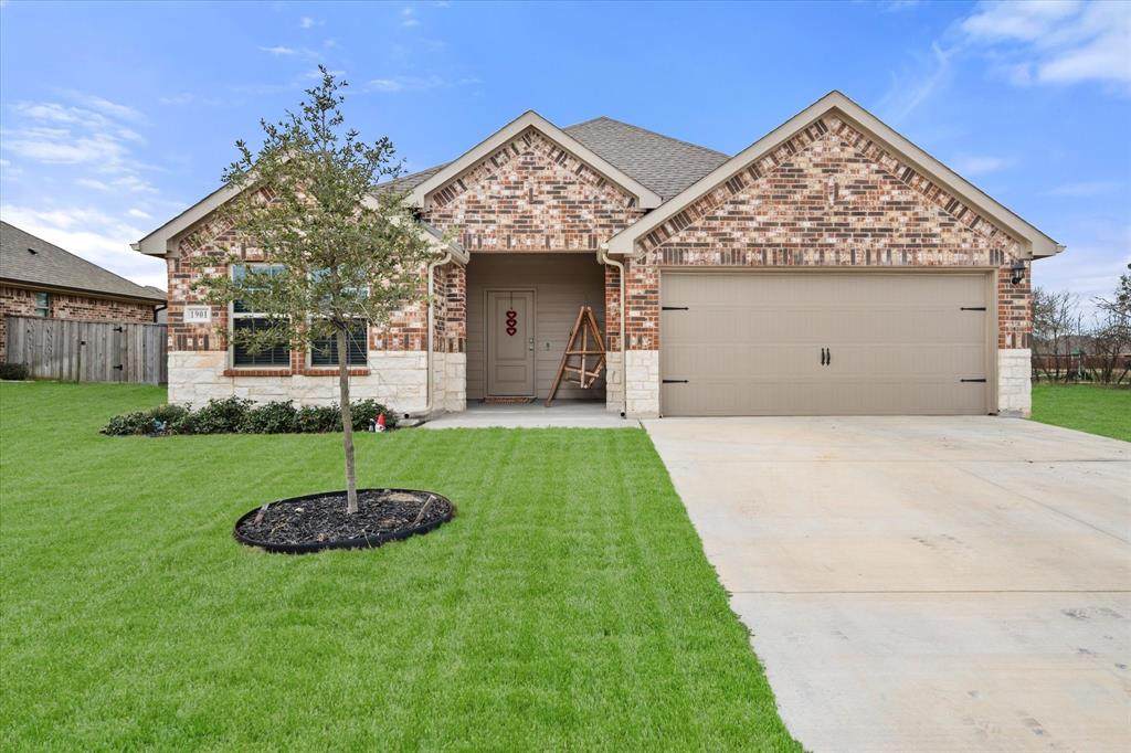 1901 Sandy Knoll Drive - Photo 1