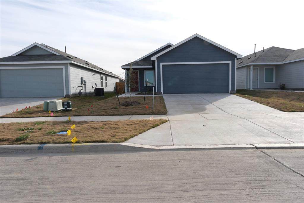 932 Calley Pear Trail - Photo 1