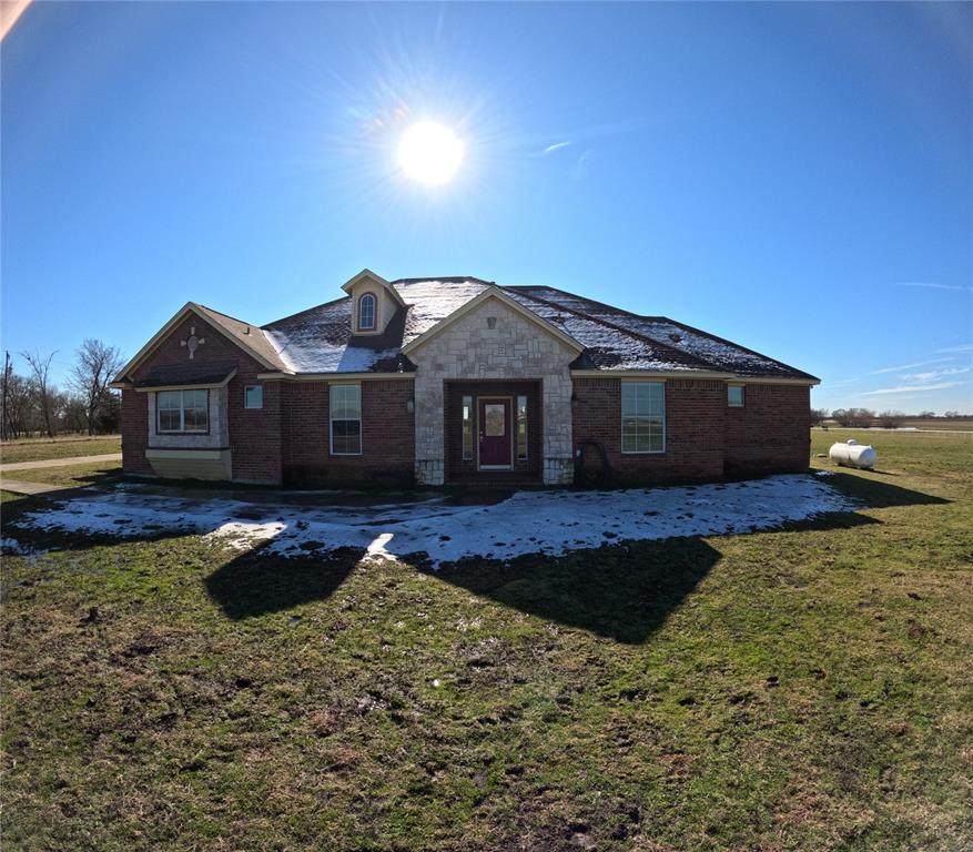 6401 County Road 3208 - Photo 1