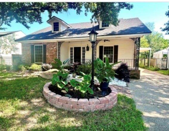 437 Dudley Drive - Photo 1