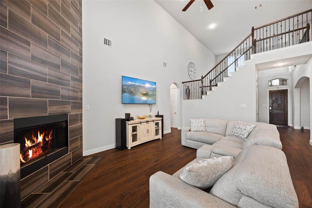 2212 Brooks Trail - Photo 1