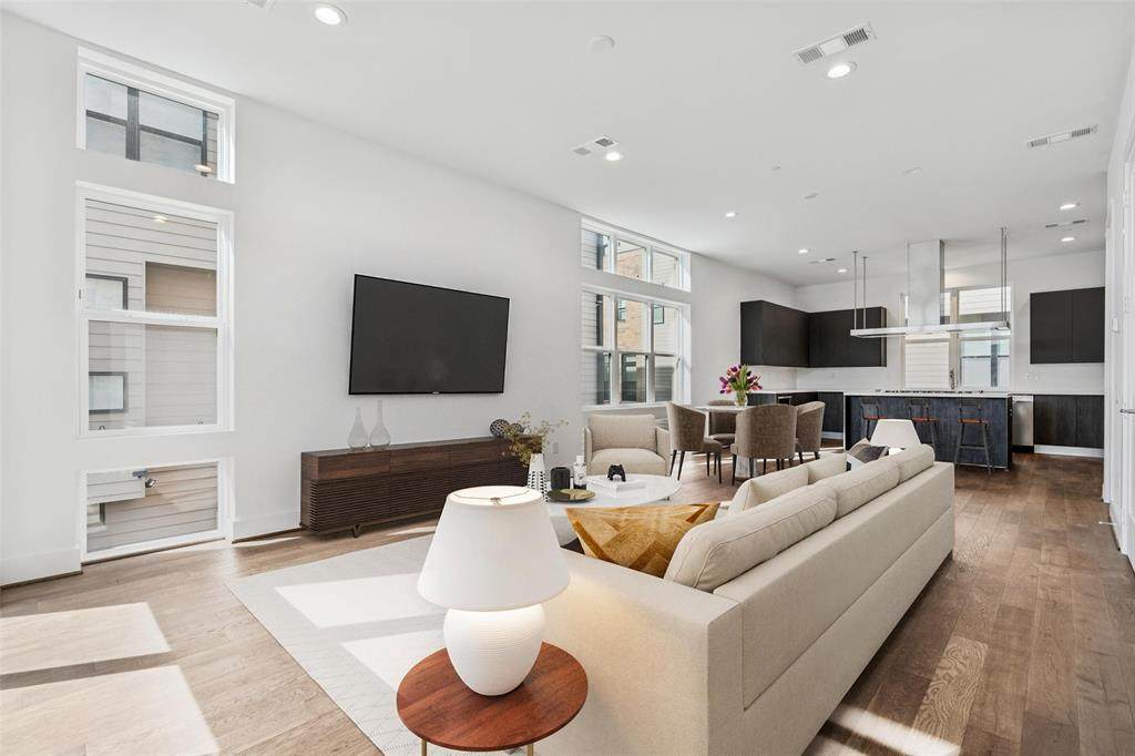 3032 Chimes Street - Photo 1