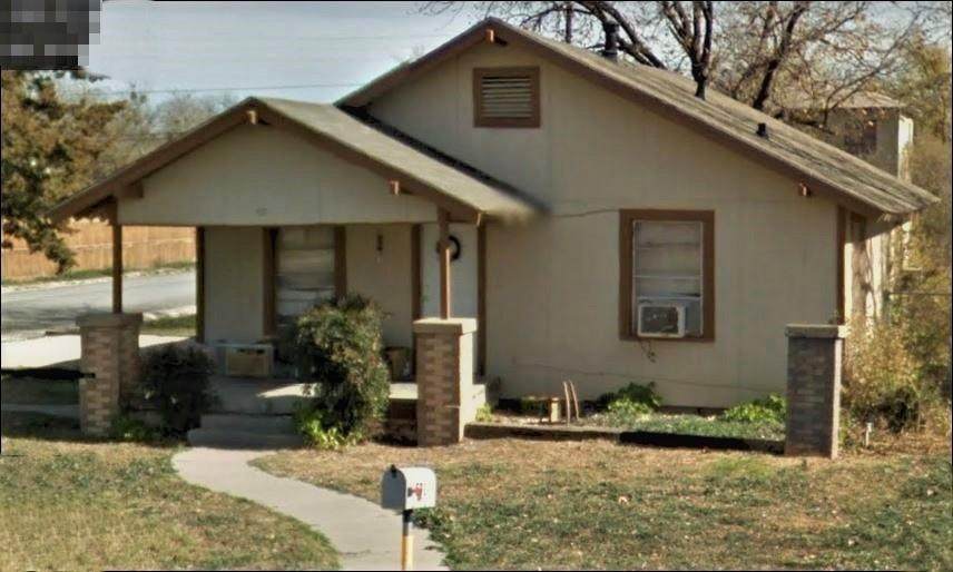 501 Ash Street - Photo 1