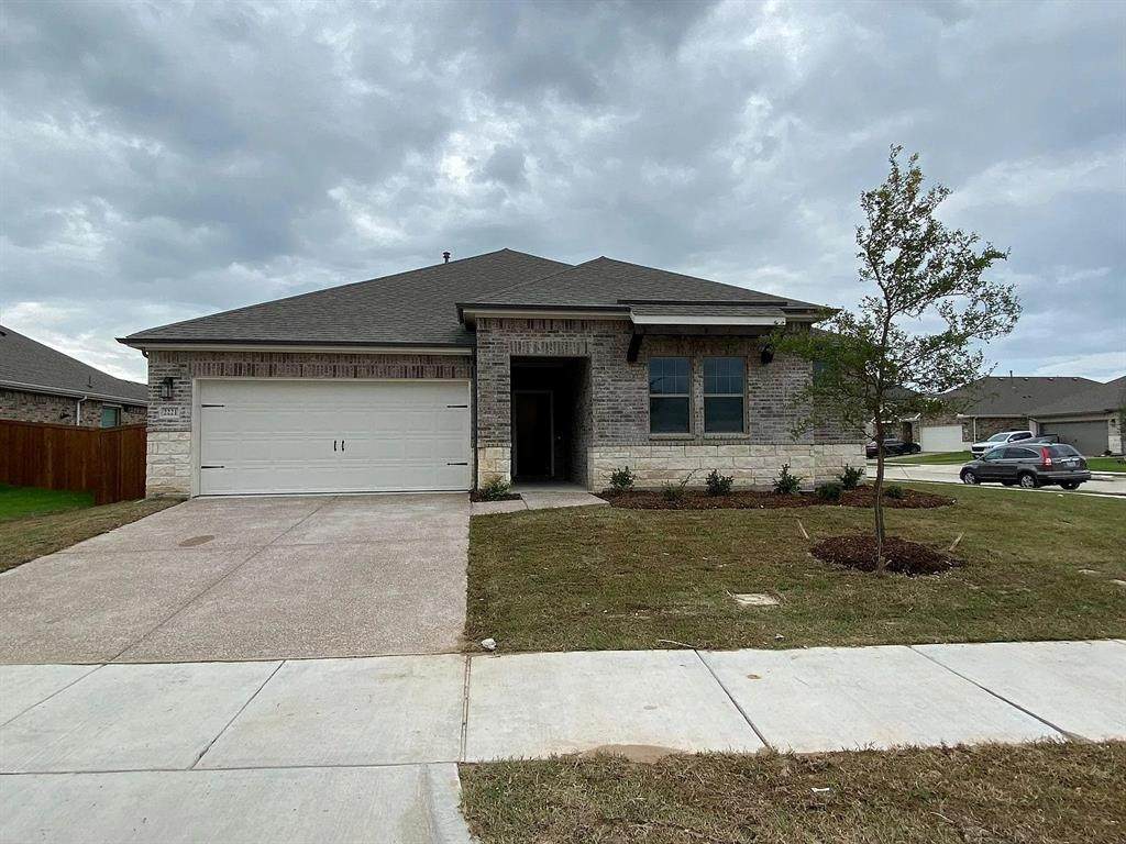 2221 Grassland Avenue - Photo 1