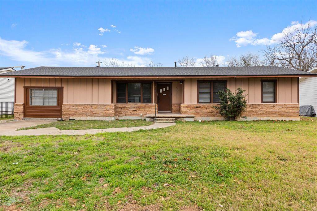 2506 24th Street - Photo 1