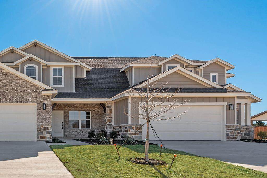 4254 Clovis Court - Photo 1