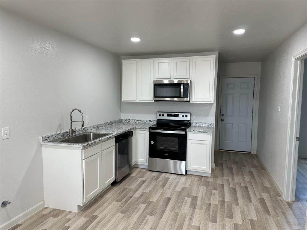 195 Pvt Rd 2386 Park - Photo 1