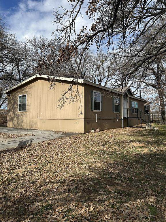 317 County Road 4790 - Photo 1