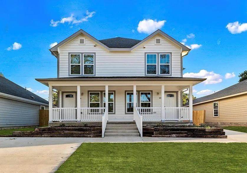 406 Elm Street - Photo 1