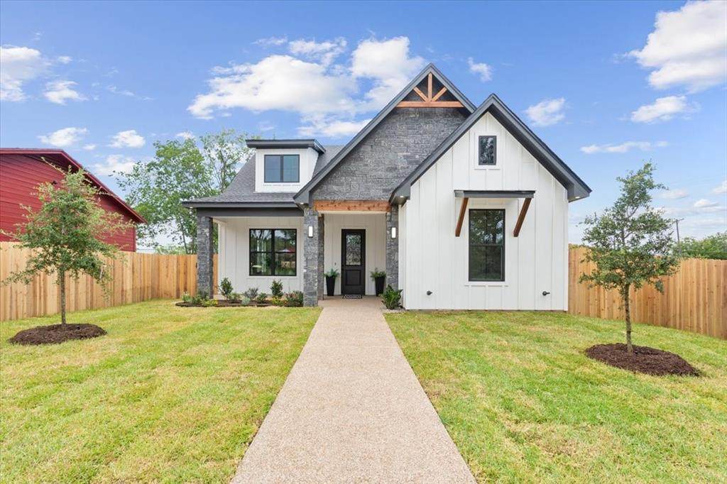 107 Jena Street - Photo 1