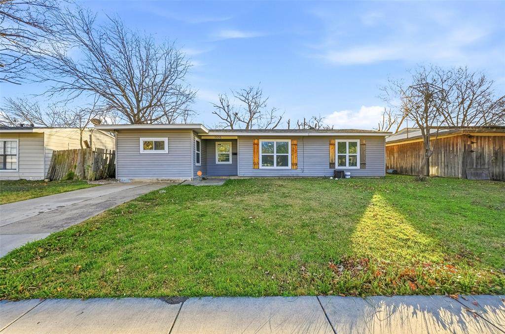 1005 Highland Drive - Photo 1