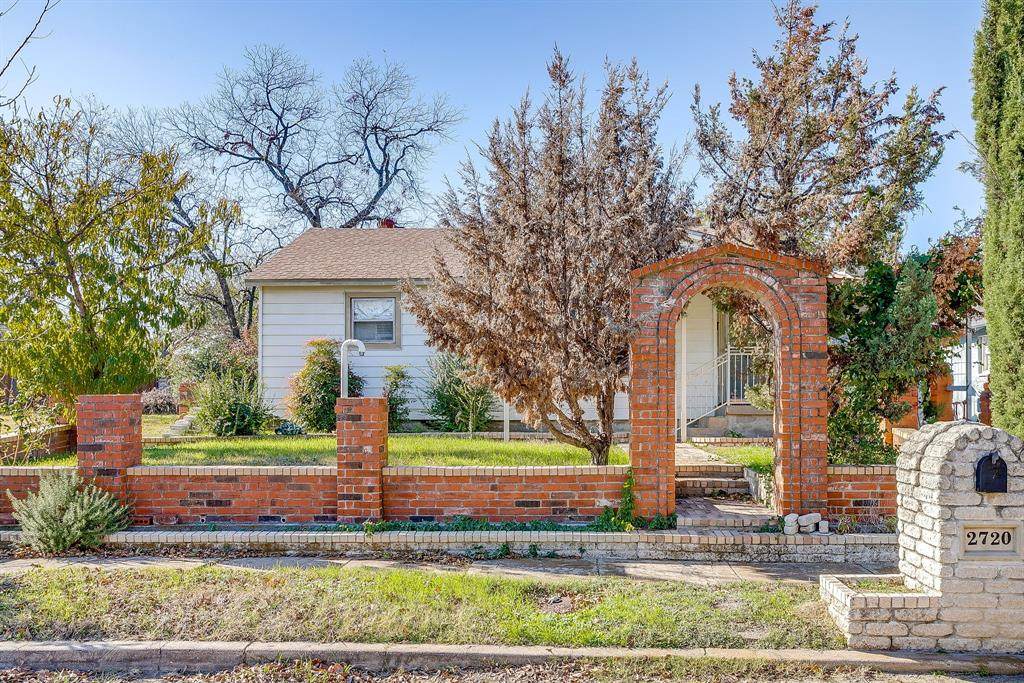 2720 Gordon Avenue - Photo 1