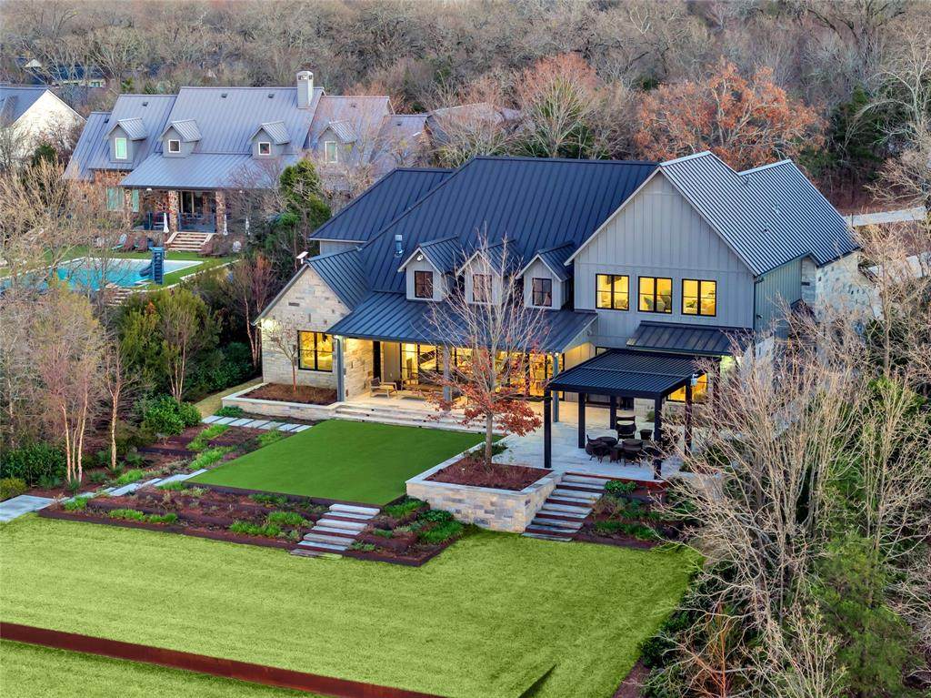 211 Deer Valley - Photo 1