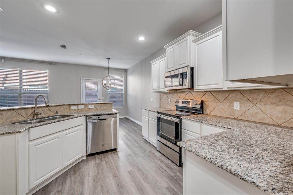 1824 Villa Drive - Photo 1