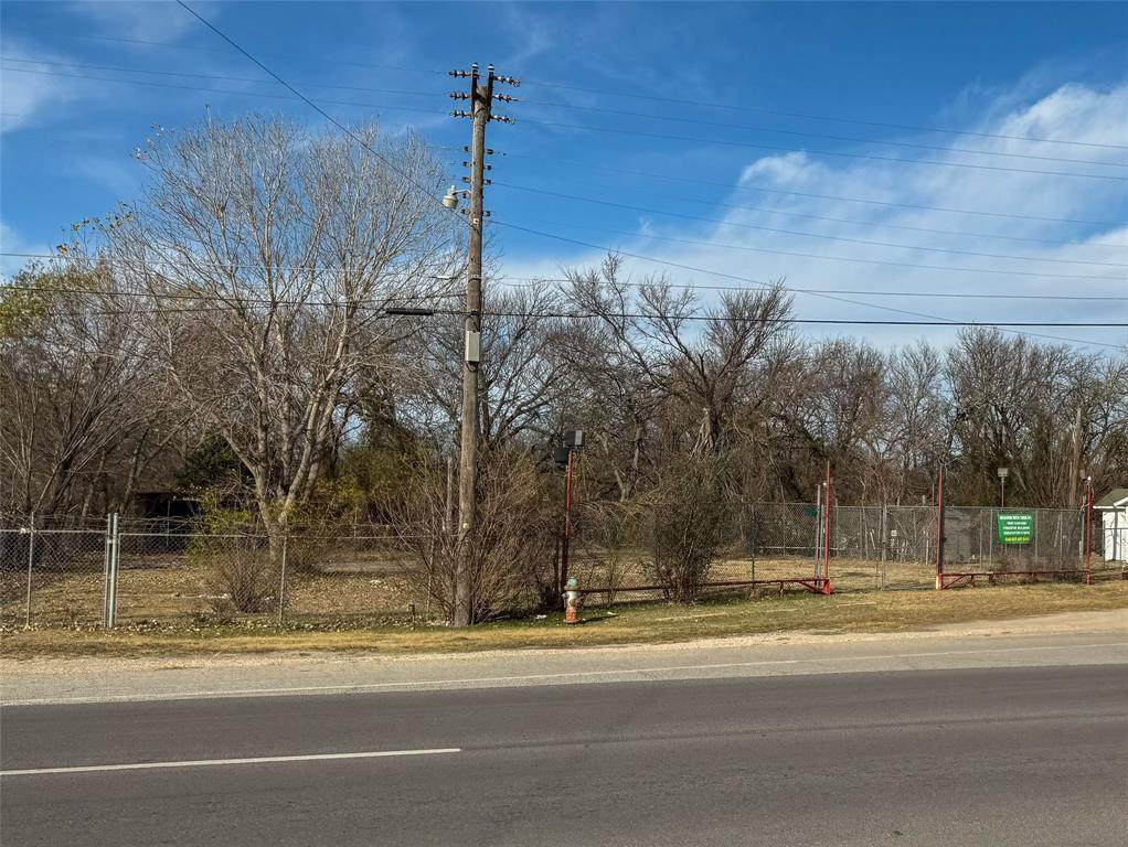 1709 Main Street - Photo 1