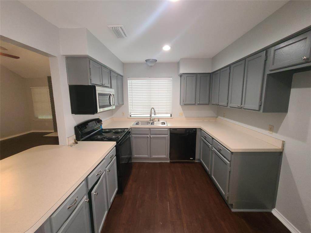 2442 Hallmark Street - Photo 1