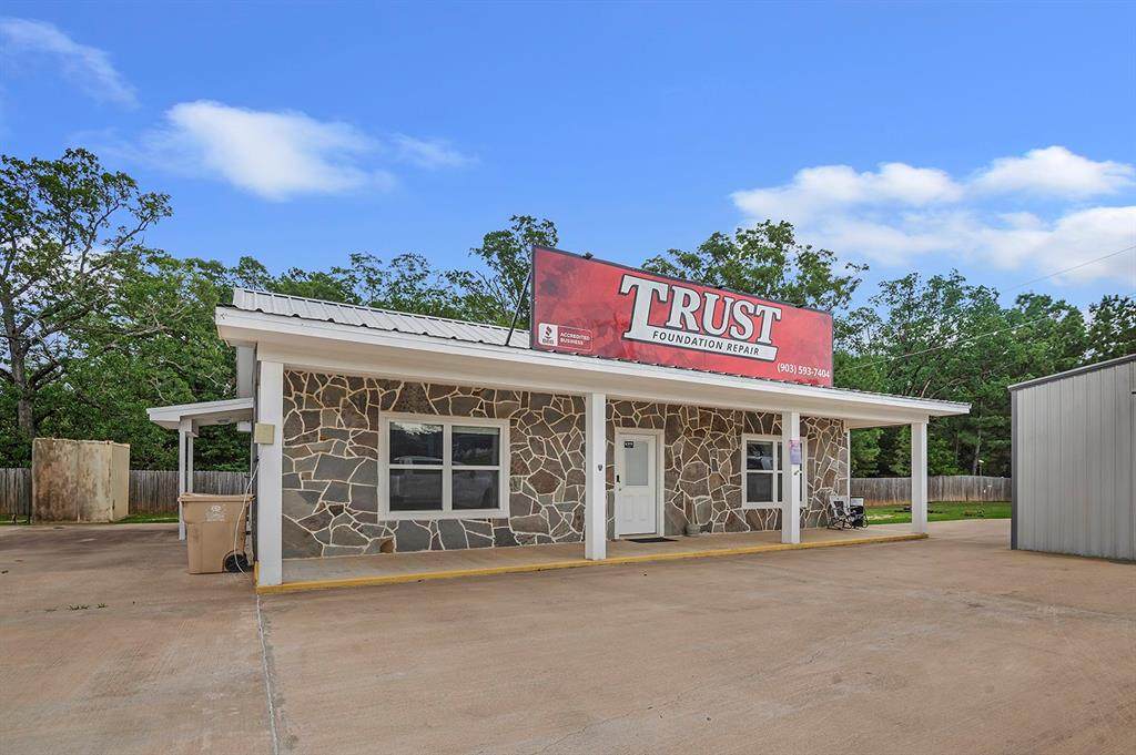 20921 Us Highway 69 - Photo 1