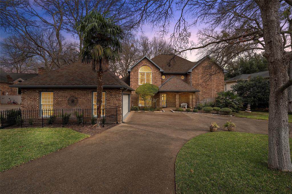 2113 Highland Drive - Photo 1