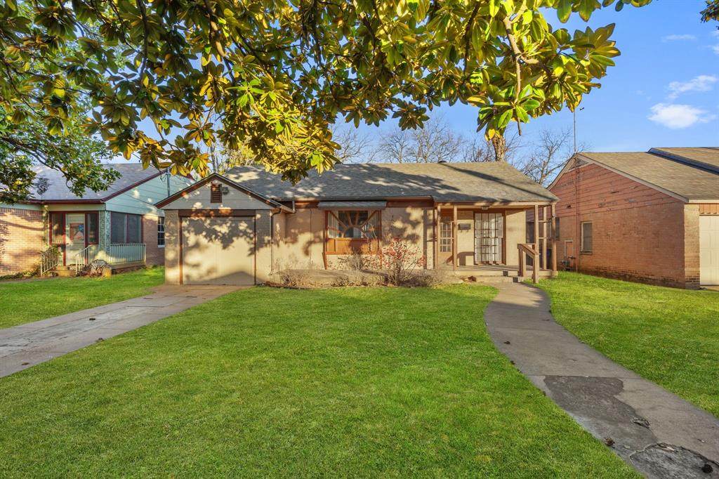 806 Buckalew Street - Photo 1