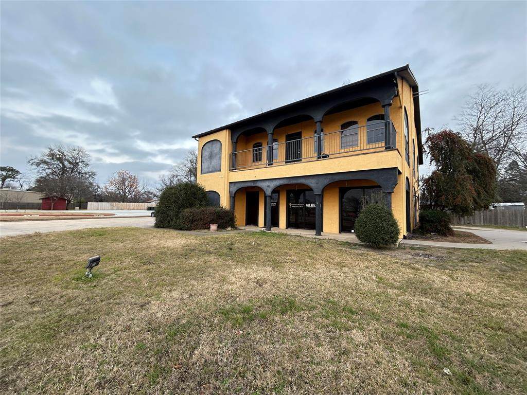1610 Posey Lane - Photo 1