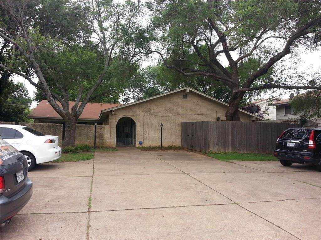 1724 Sanford Street - Photo 1