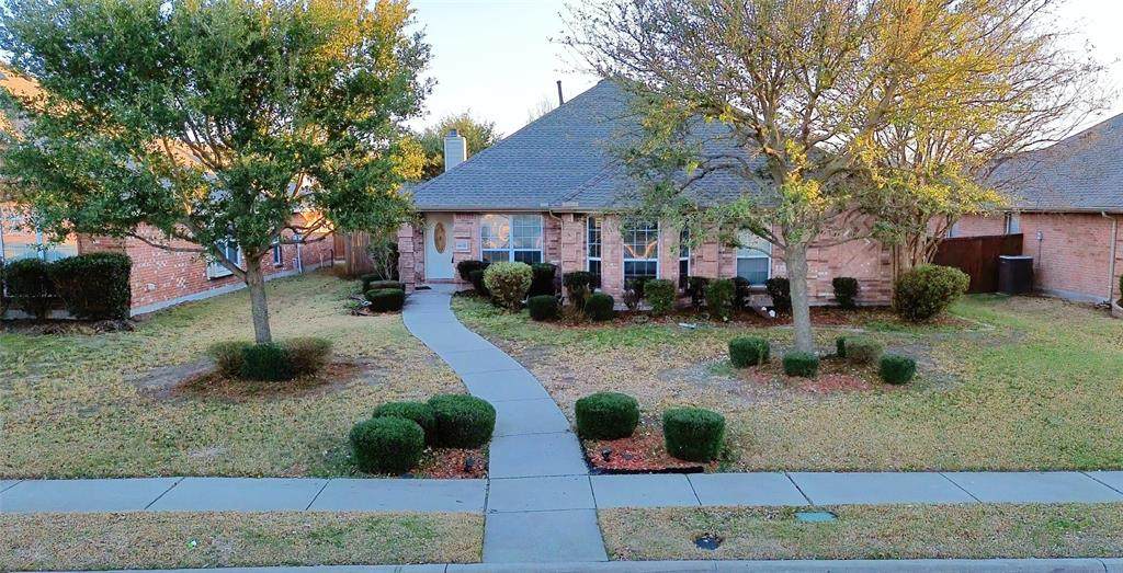 1610 Lake Travis Drive - Photo 1