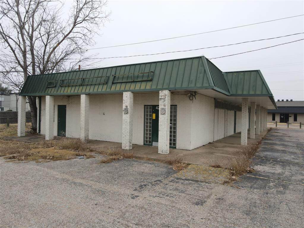 4224 Gus Thomasson Road - Photo 1