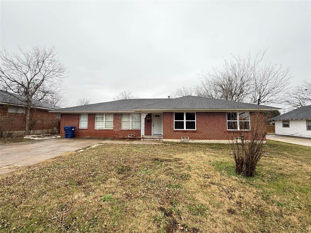 1210 Hall Street - Photo 1