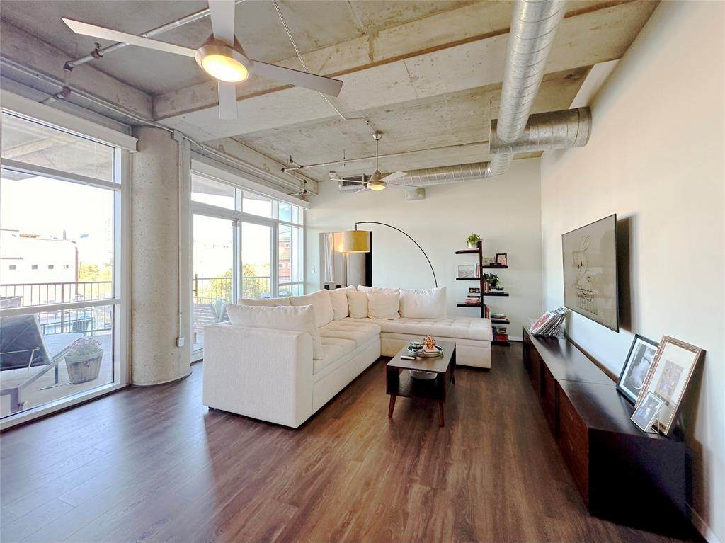 1001 Belleview Street - Photo 1