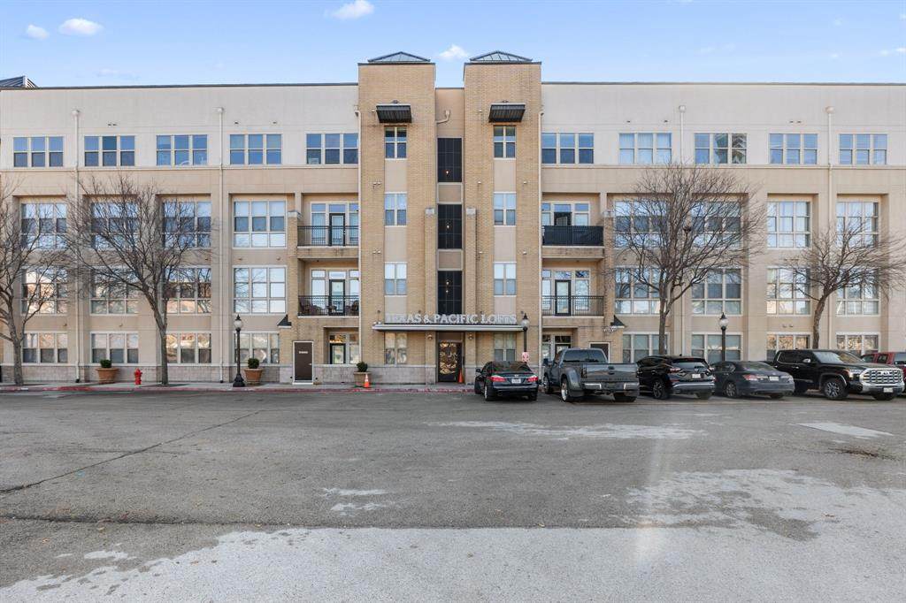 201 Lancaster Avenue - Photo 1