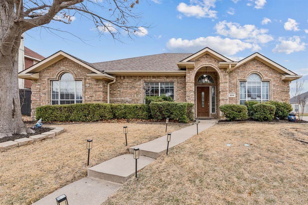 8016 Stern Street - Photo 1