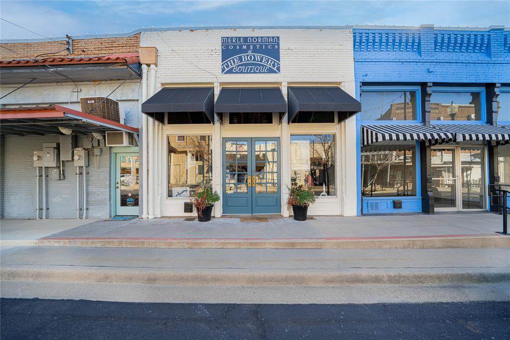220 Market - Photo 1
