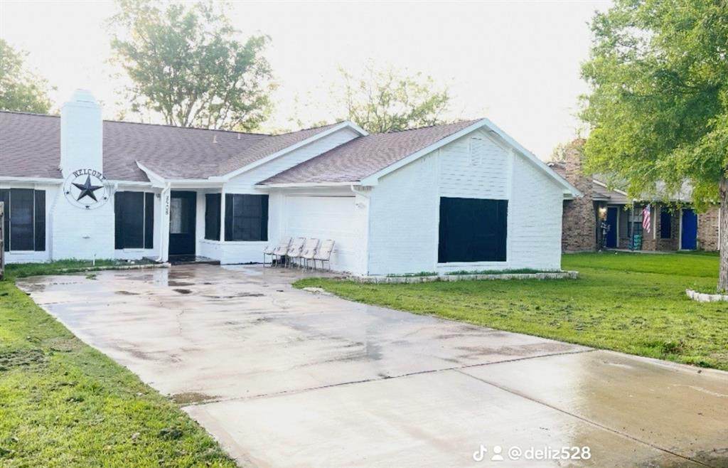 2508 Craig Lane - Photo 1