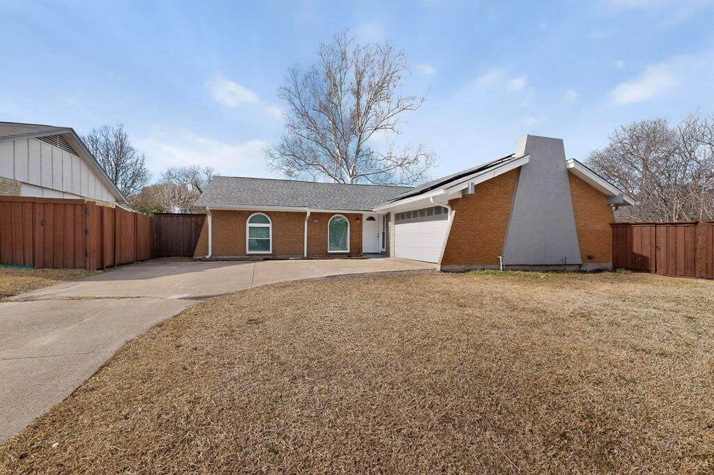 3500 Shorecrest Drive - Photo 1