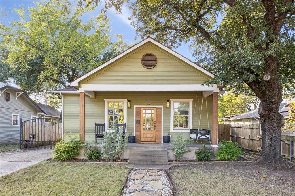 1223 Waverly Drive - Photo 1