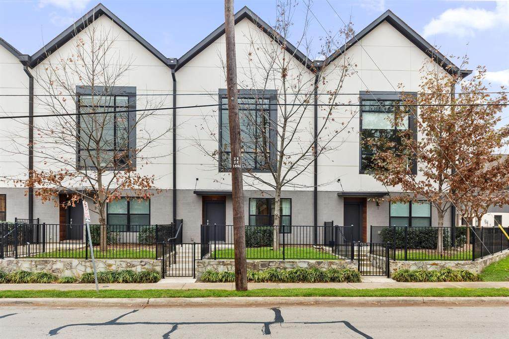 3880 Munger Avenue - Photo 1