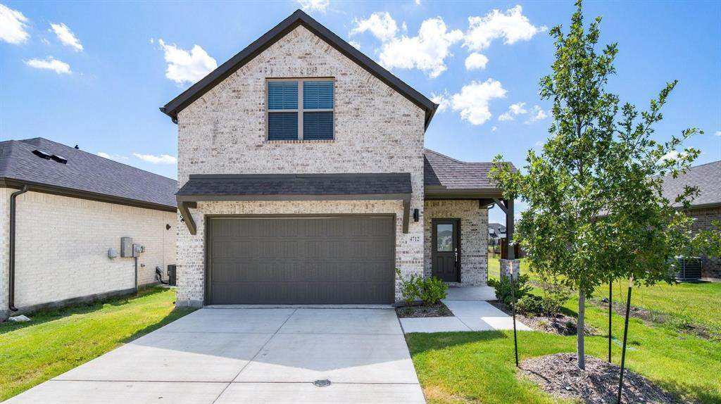 4712 Hunter Hurst Drive - Photo 1