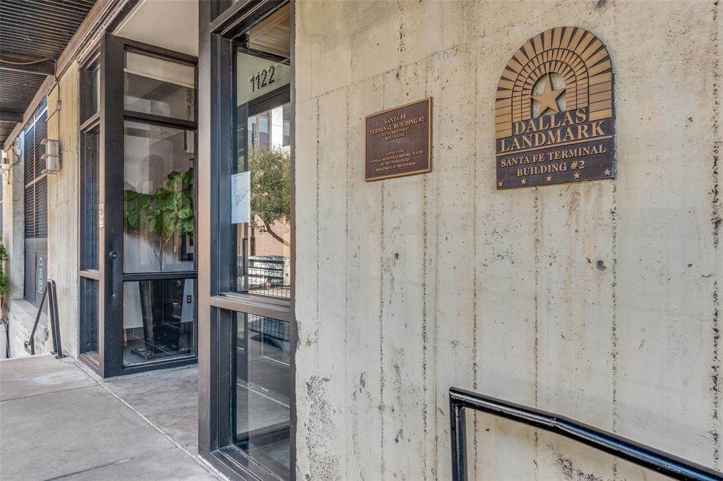 1122 Jackson Street - Photo 1