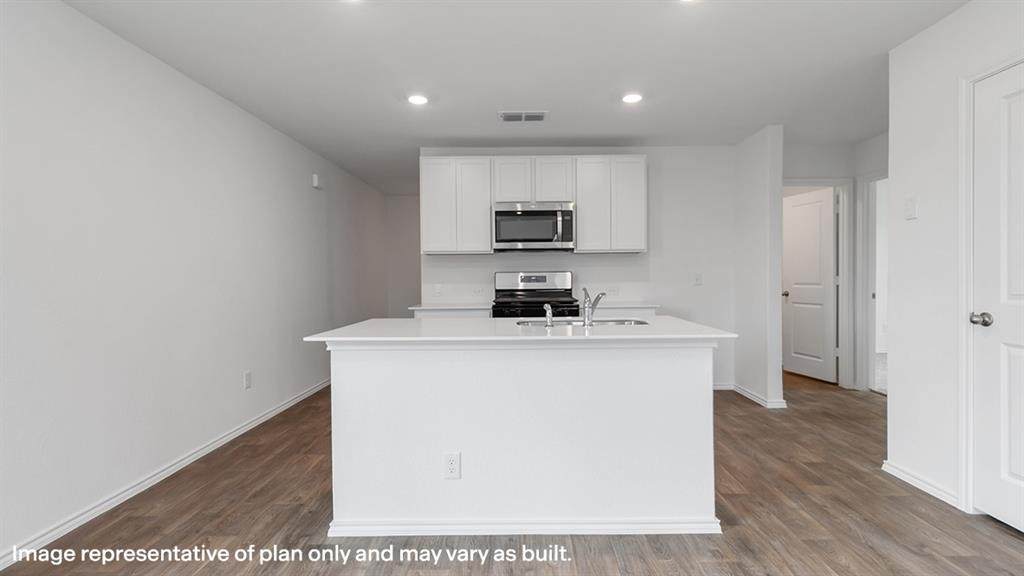 201 Choctaw Drive - Photo 1