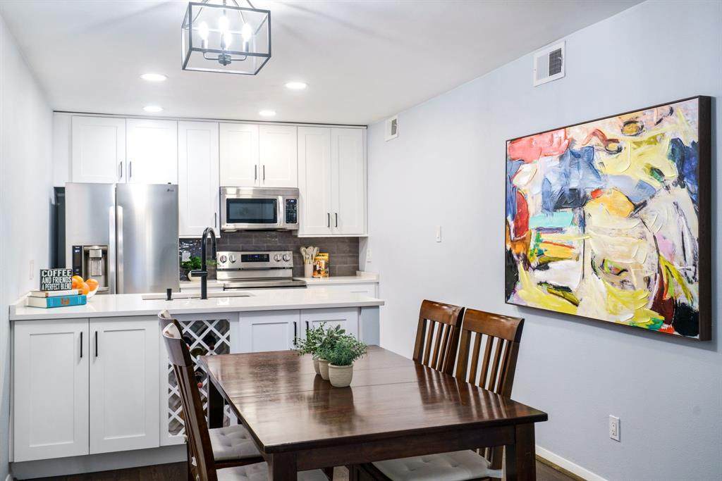 6073 Milton Street - Photo 1